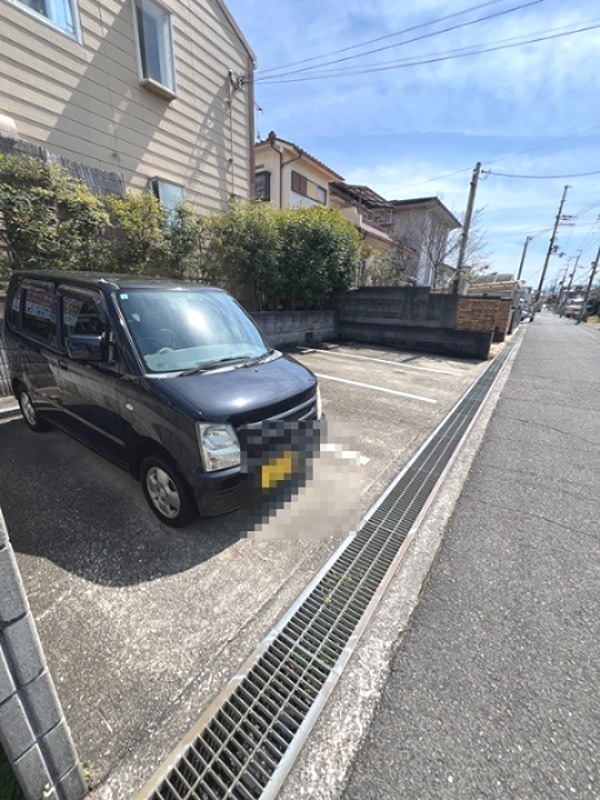 20/30 駐車場