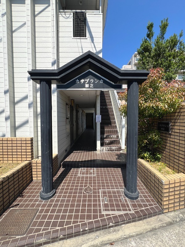 22/30 エントランス