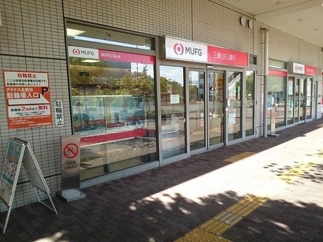 18/26 エントランス