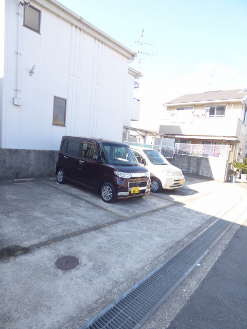 8/10 駐車場