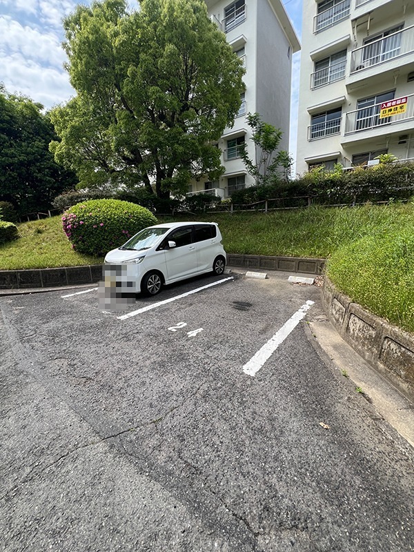 26/30 駐車場