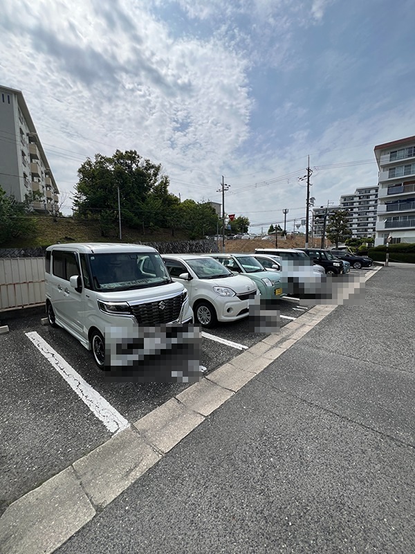 2/7 駐車場