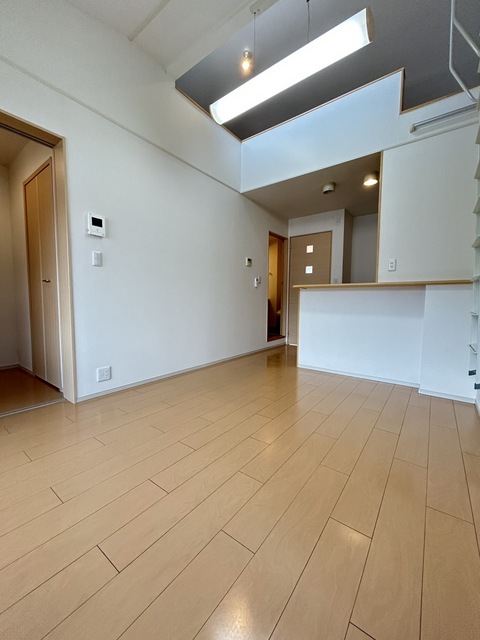 19/22 エントランス