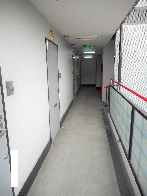 22/24 エントランス