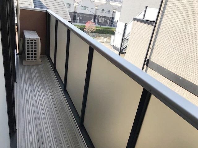 21/30 バルコニー