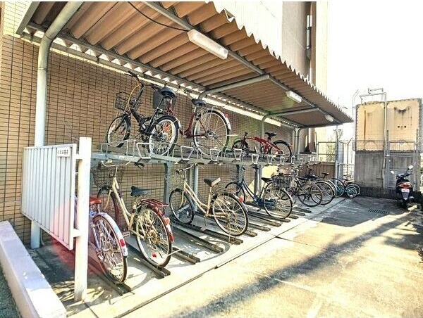 4/7 駐車場