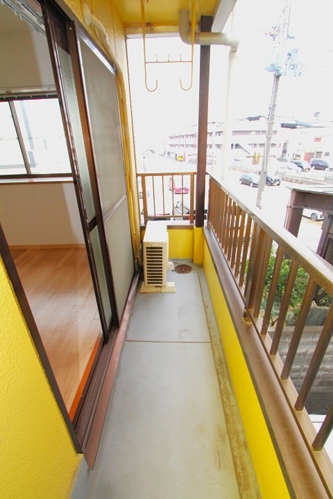 19/28 バルコニー