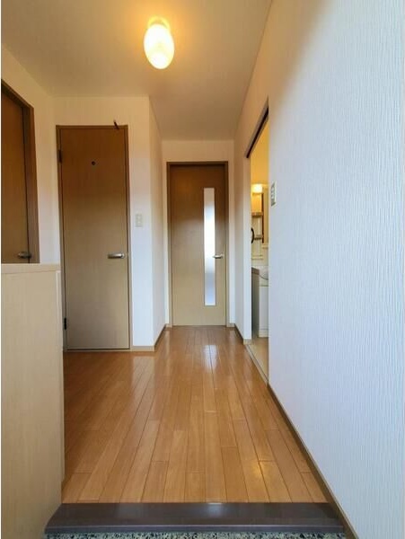 28/30 エントランス