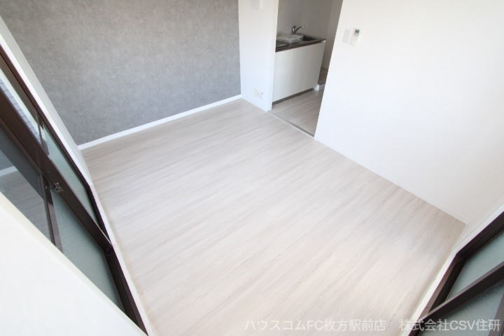 2/4 エントランス