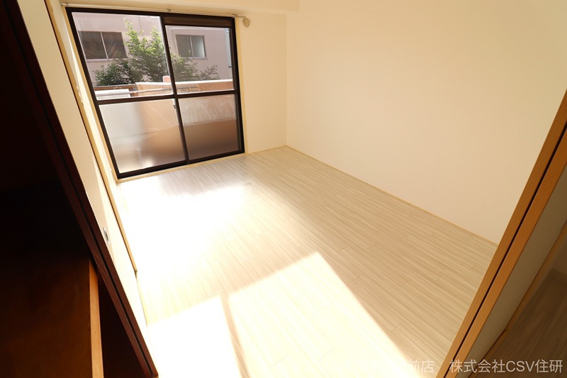 17/19 エントランス