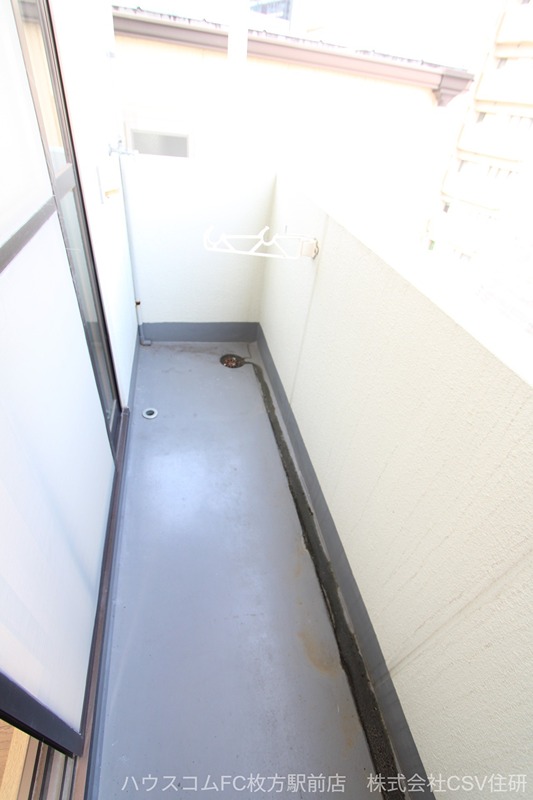 13/17 バルコニー