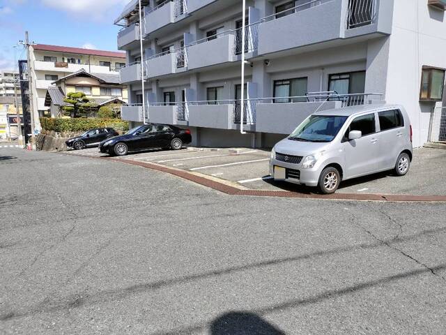 4/6 駐車場
