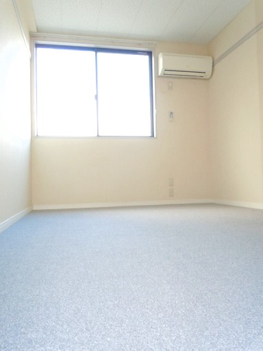 16/18 エントランス