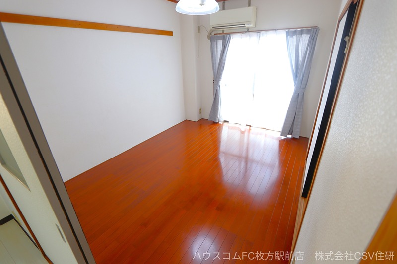 17/19 エントランス