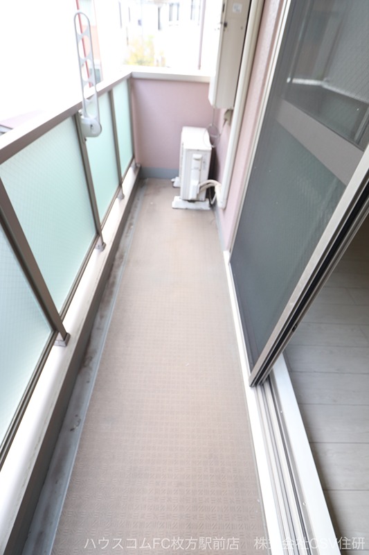 19/27 バルコニー