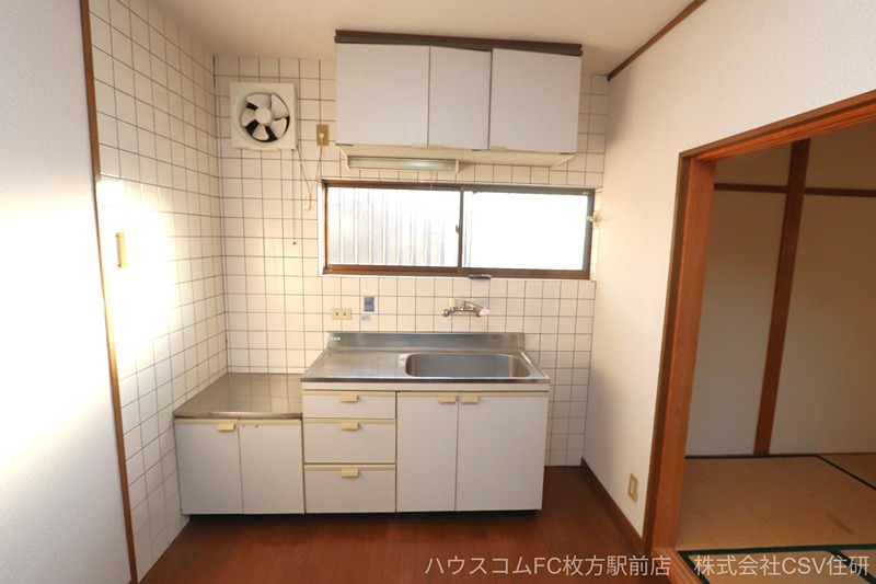 13/16 エントランス