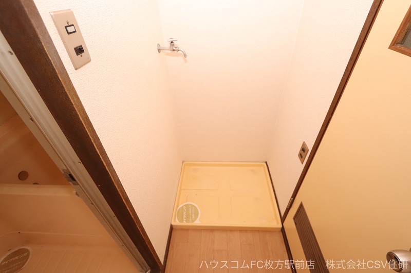 18/24 エントランス