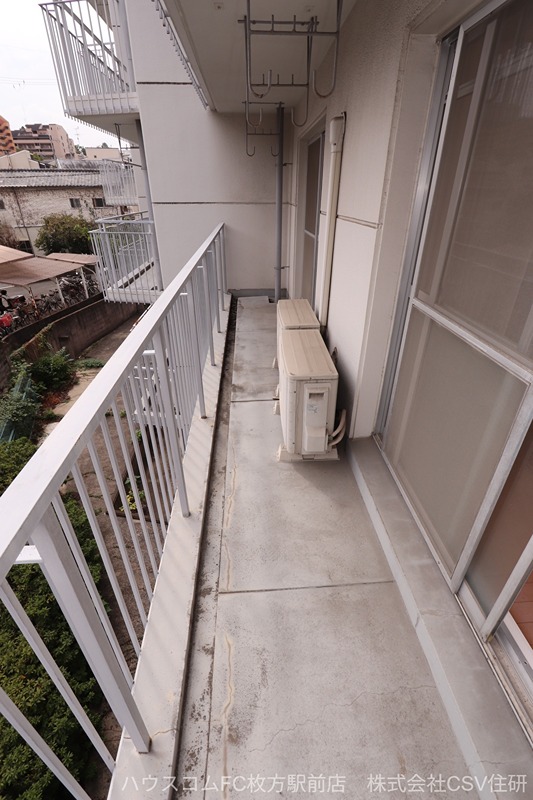 16/23 バルコニー