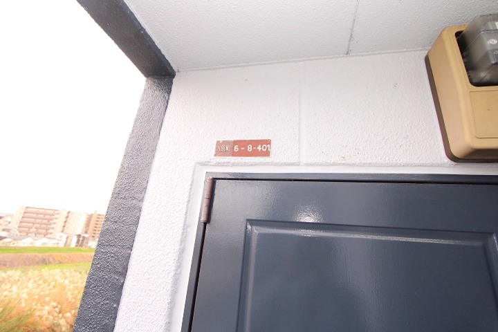 18/20 エントランス