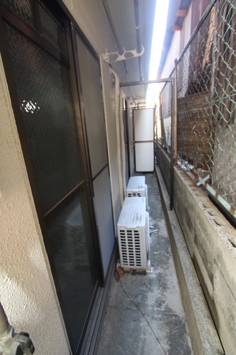 21/26 バルコニー