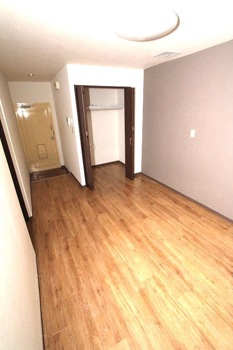 24/26 エントランス