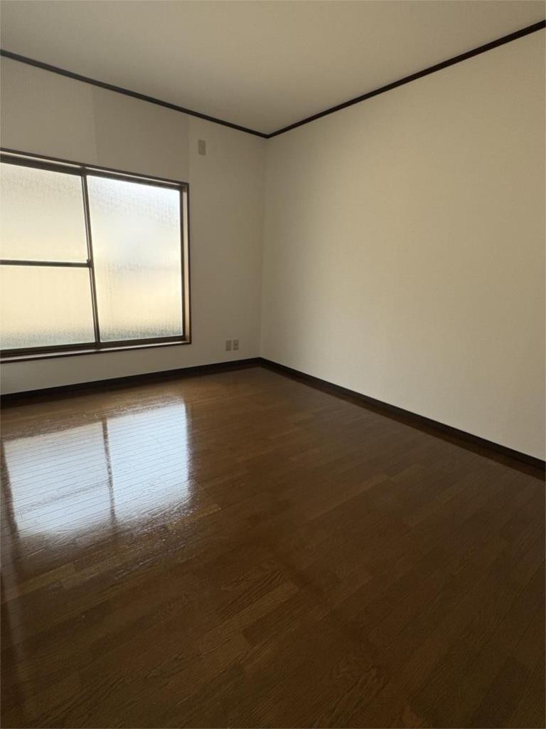 23/25 エントランス