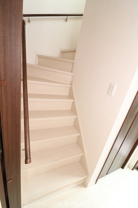 2/4 エントランス