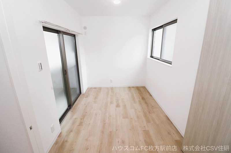 18/20 エントランス