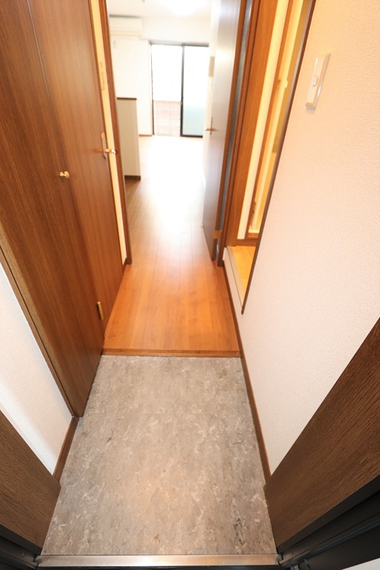 6/18 玄関