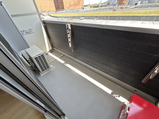 13/24 バルコニー