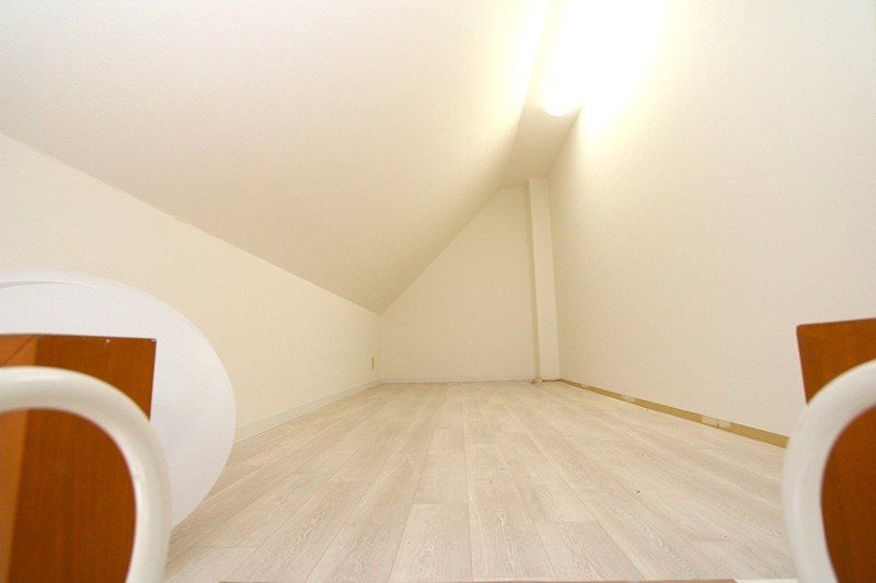 17/19 エントランス