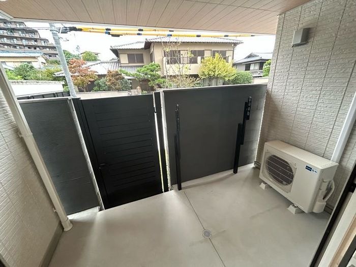 20/30 バルコニー