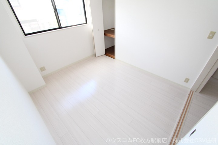 2/4 エントランス