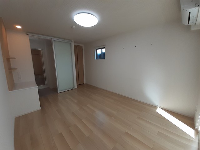 19/22 エントランス