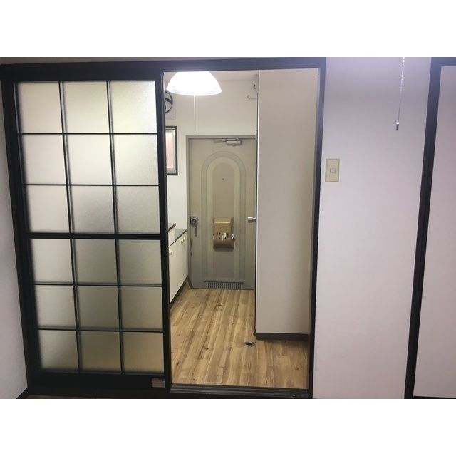 14/16 エントランス