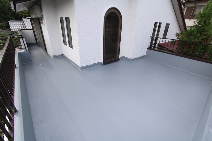 21/27 バルコニー