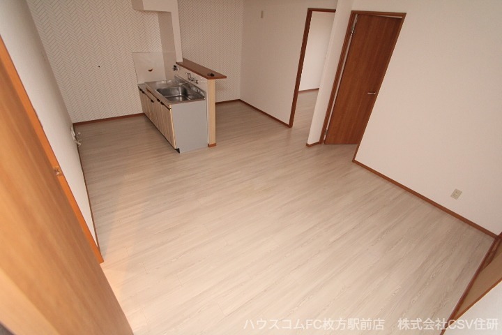 23/26 エントランス