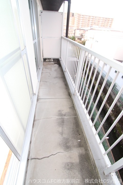 17/26 バルコニー