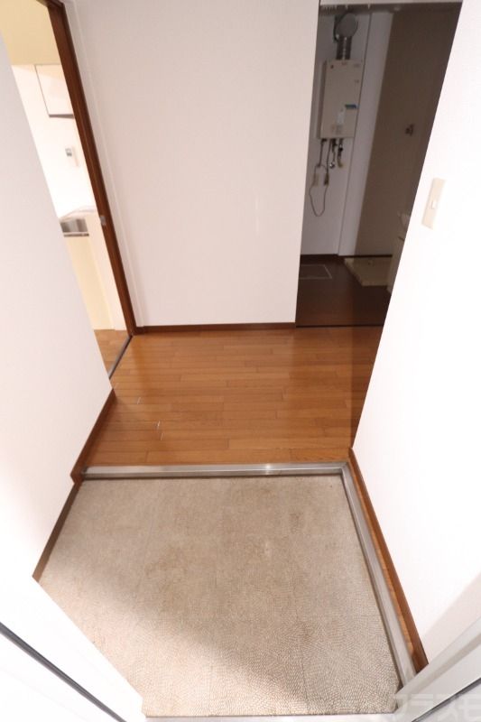 6/16 玄関