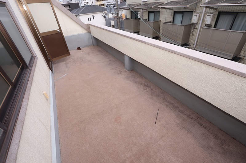 22/28 バルコニー