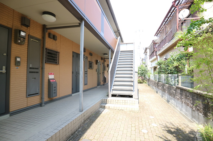 18/22 エントランス