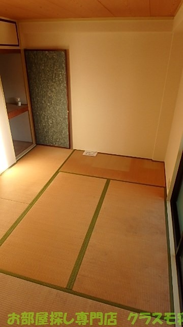 17/19 エントランス