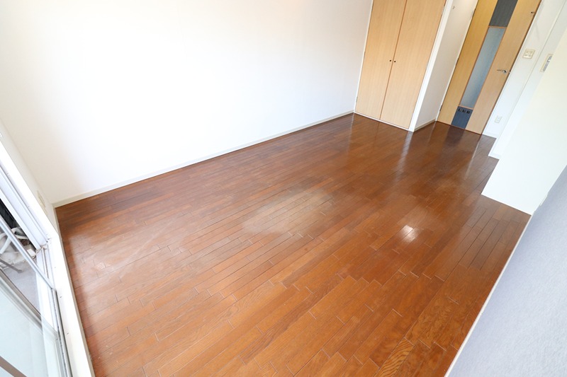 18/20 エントランス