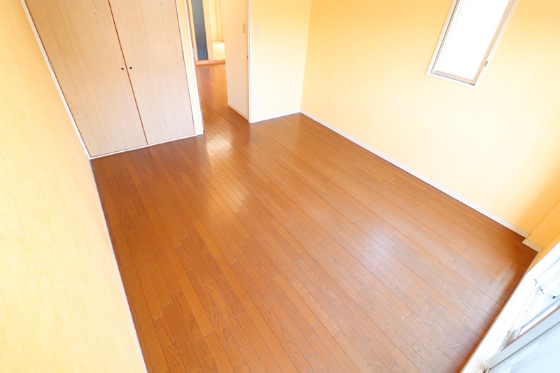 26/28 エントランス