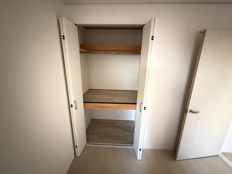 20/23 エントランス