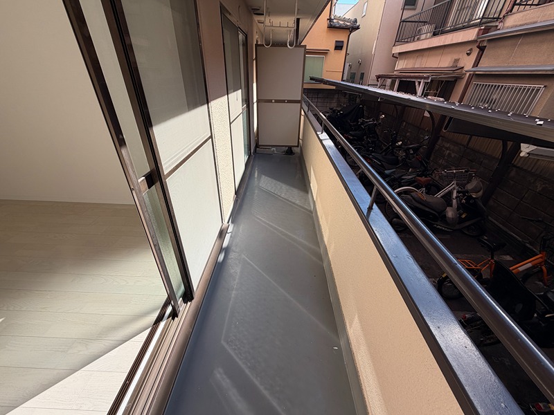 17/23 バルコニー