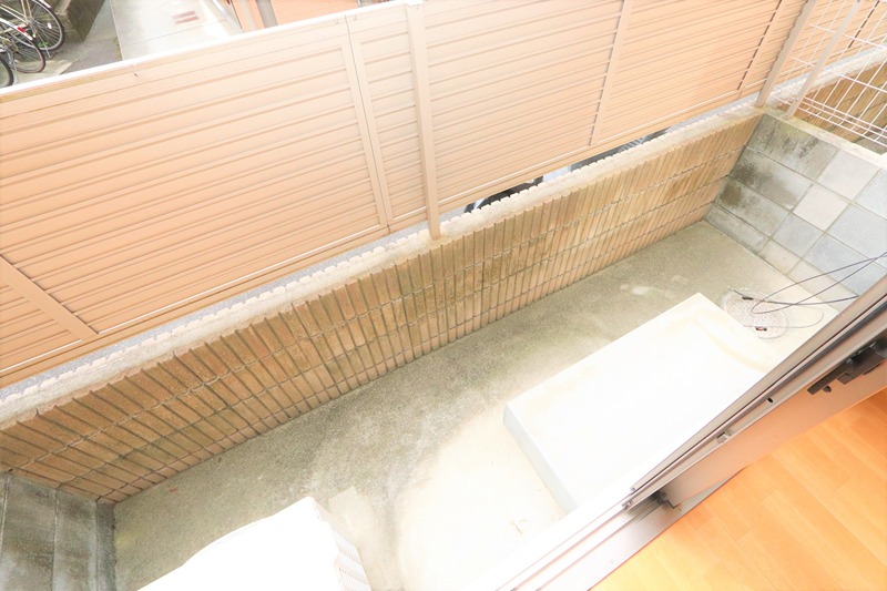 15/20 バルコニー