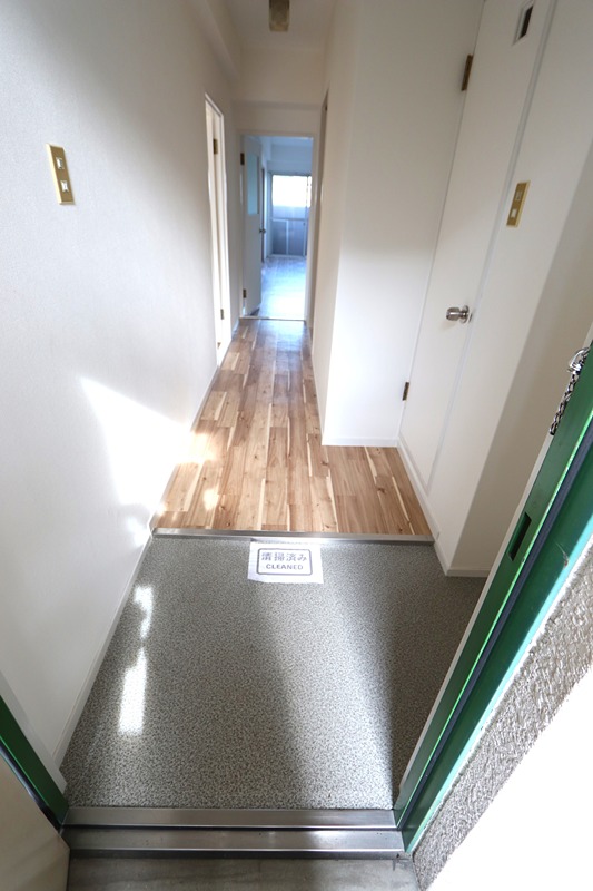 8/18 玄関