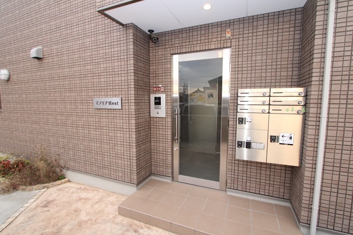 2/5 エントランス