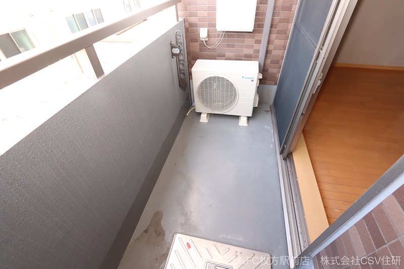 13/19 バルコニー